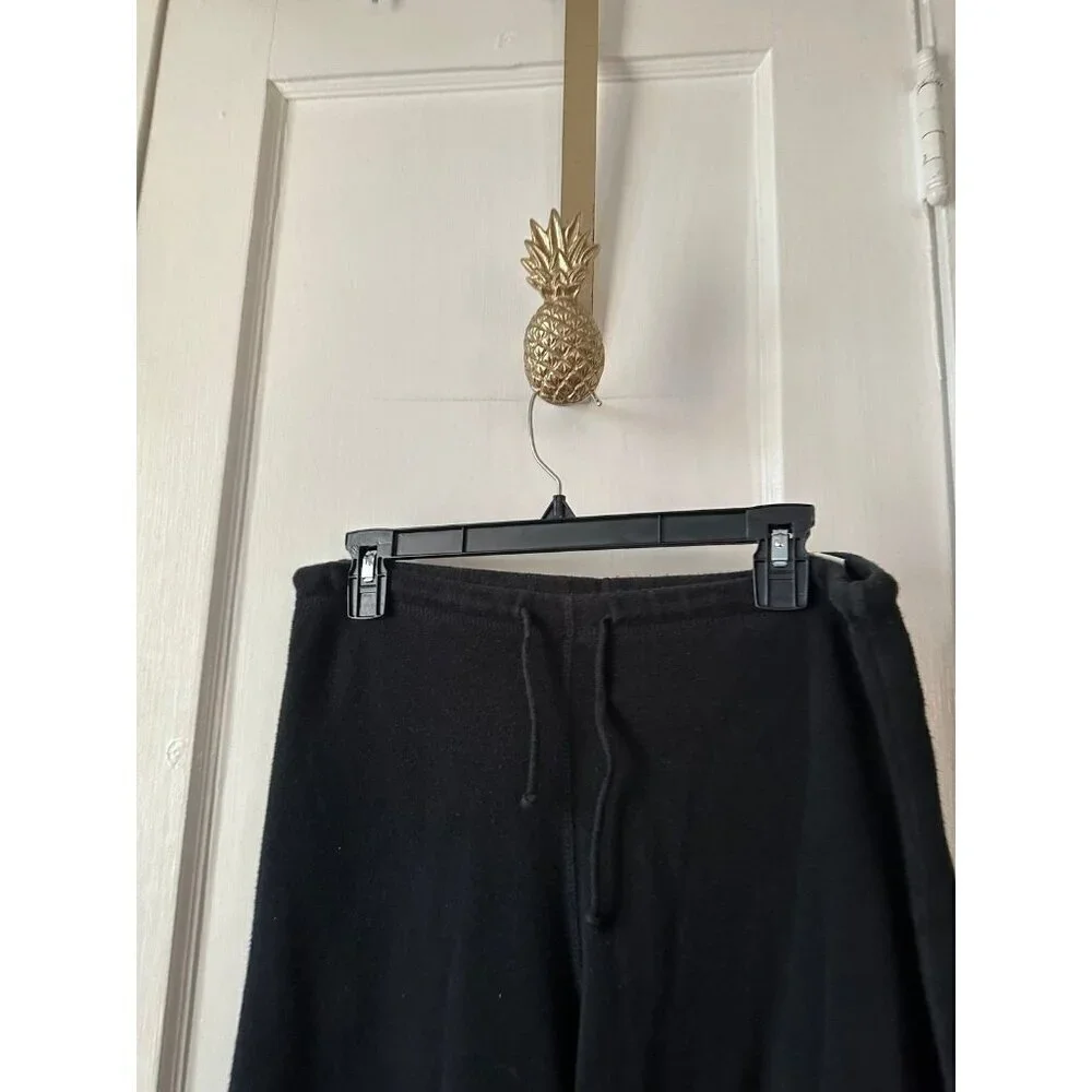 Eddie Bauer women’s size petite small black pants